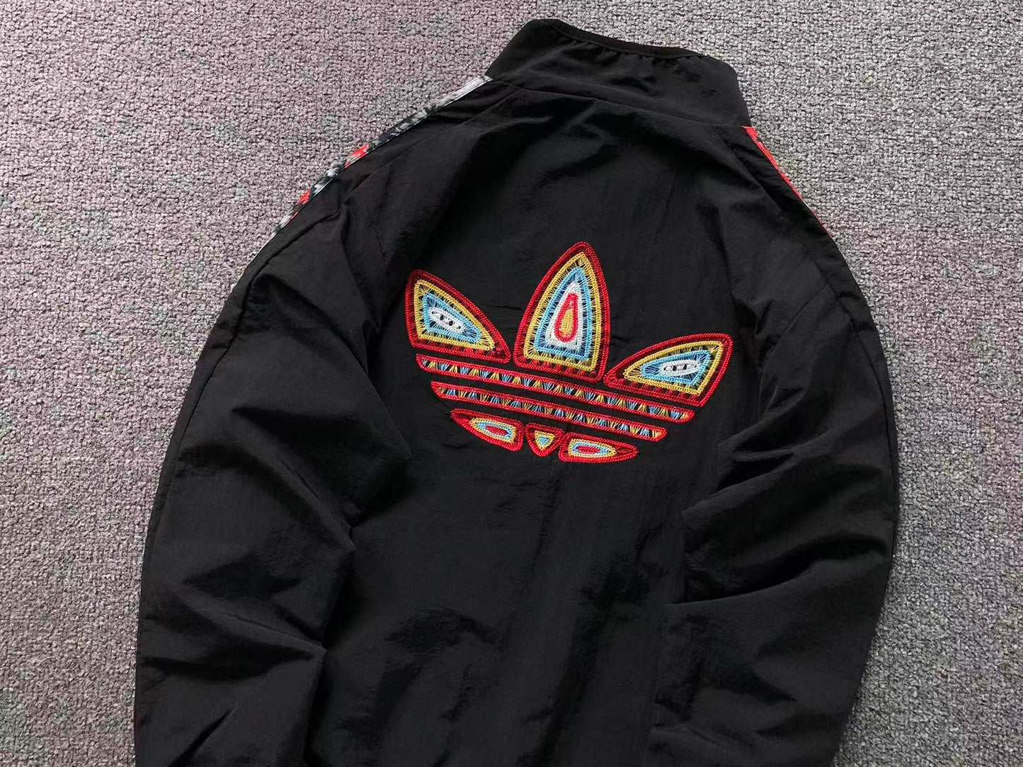 Jaqueta adidas Reversible Knit Tech