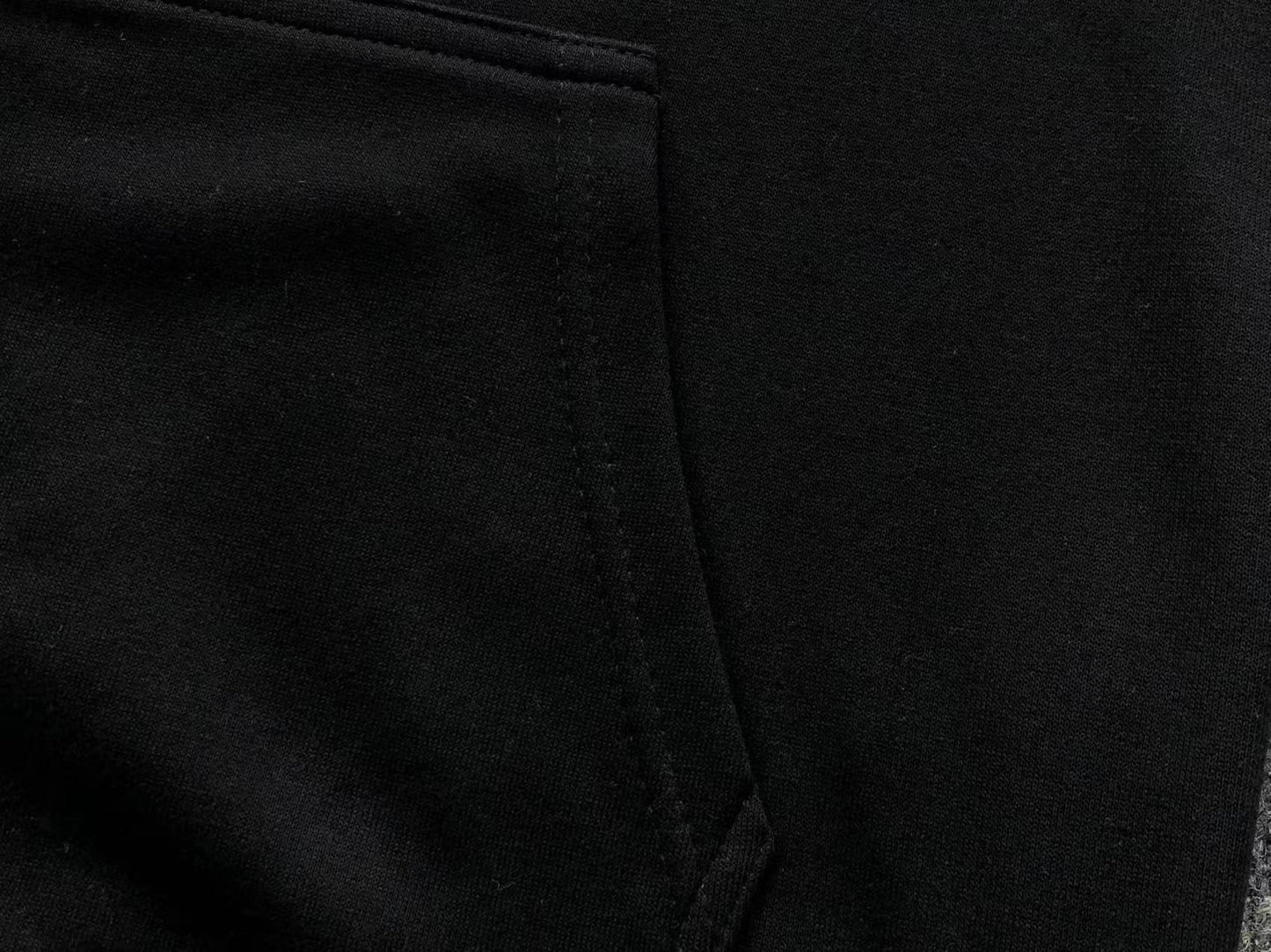 Moletom com Capuz AMI Paris Zip Hoodie Logo Coração