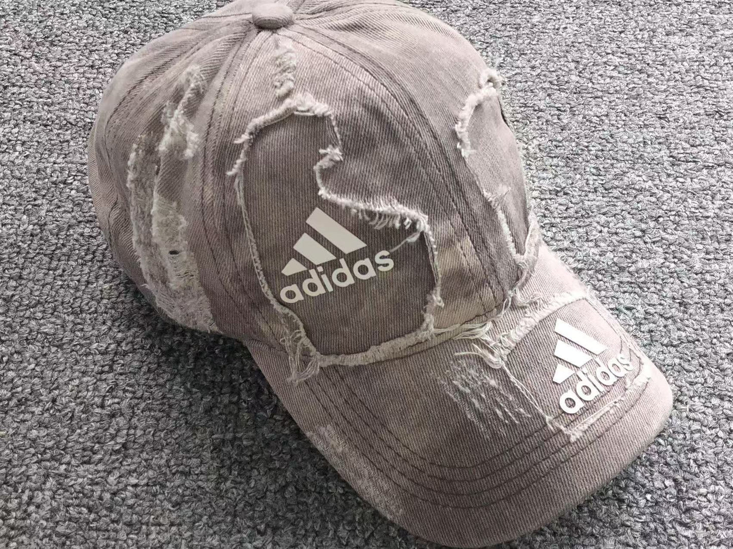 Boné adidas Distressed Archive