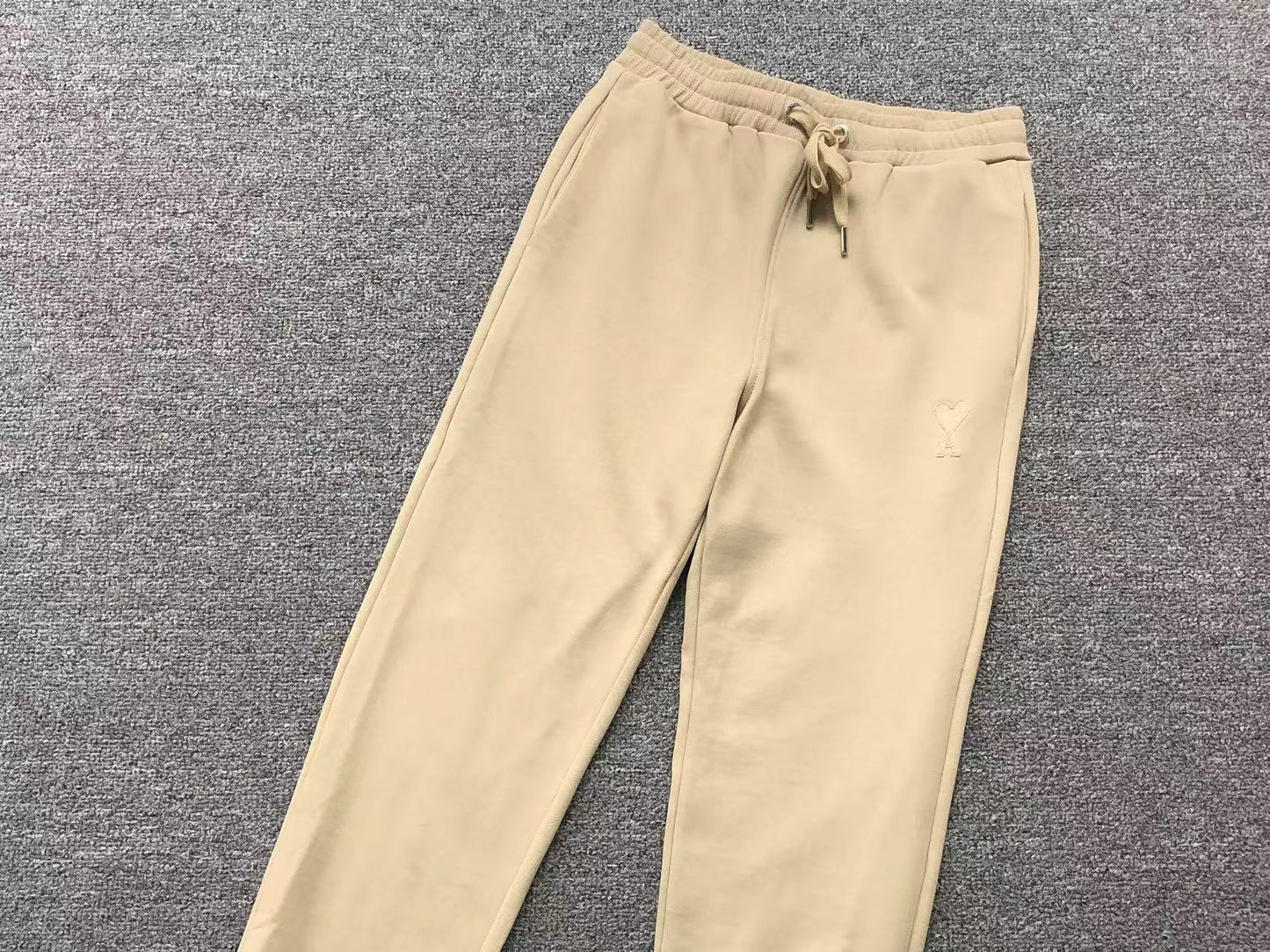 Calça Jogger AMI Paris Essential Moletom