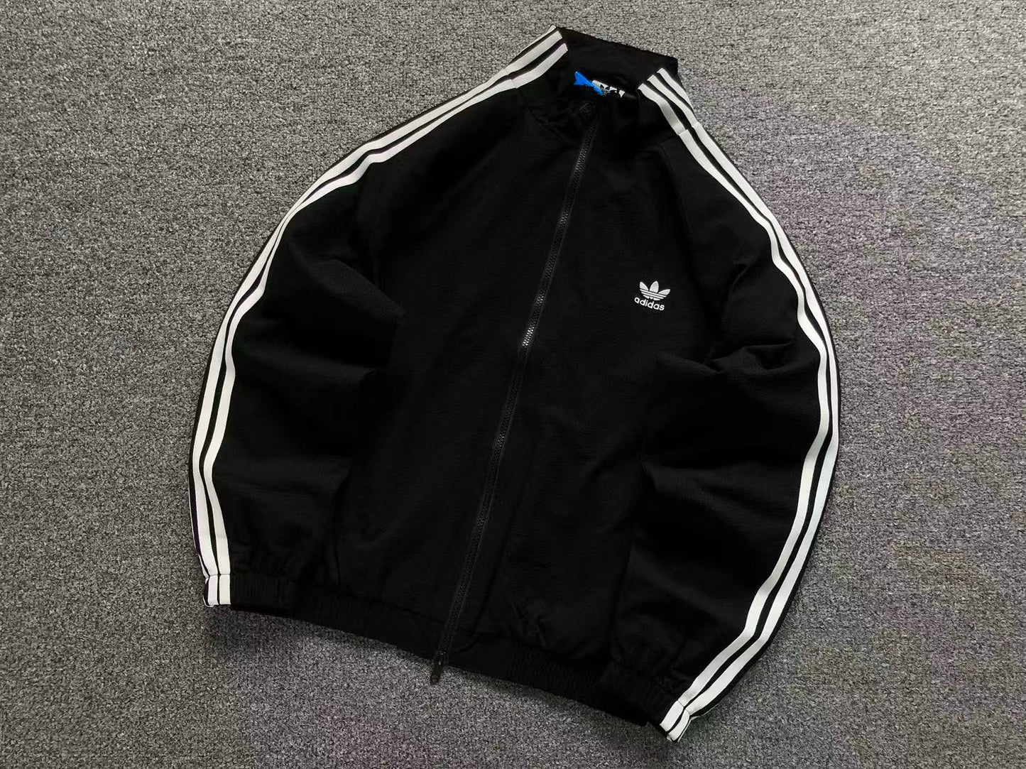Conjunto Adidas Night Racer