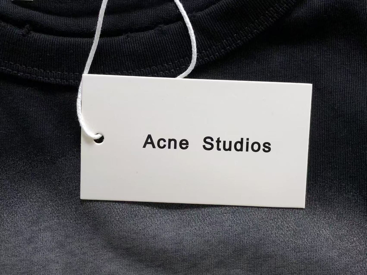 Camiseta Feminina Acne Studios Shadow Logo