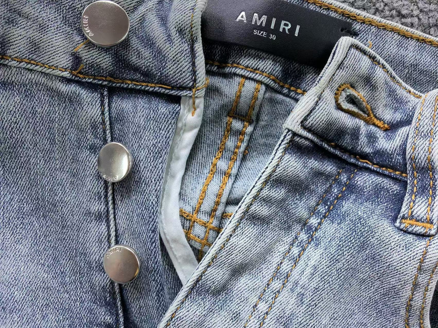 Calça AMIRI Ice Destroyed Paint Denim
