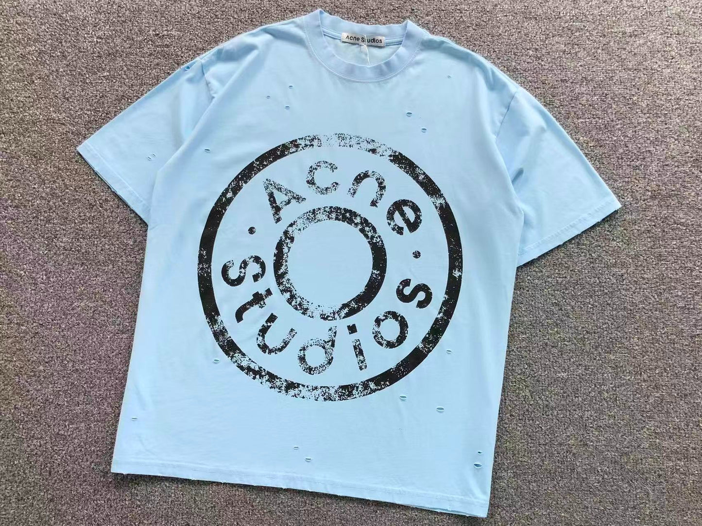 Camiseta Acne Studios Distressed Round Logo