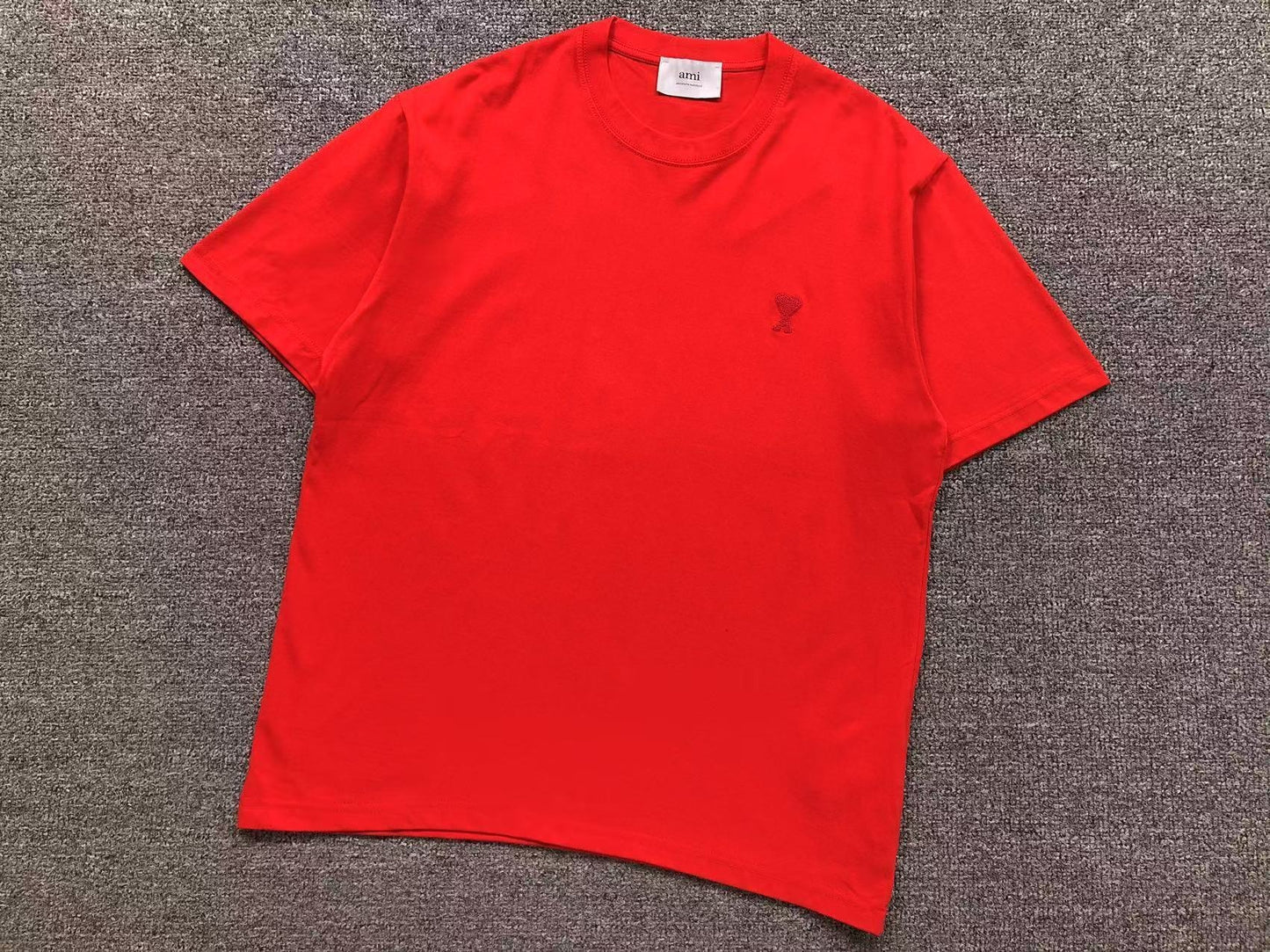Camiseta AMI Paris Mini Heart Logo