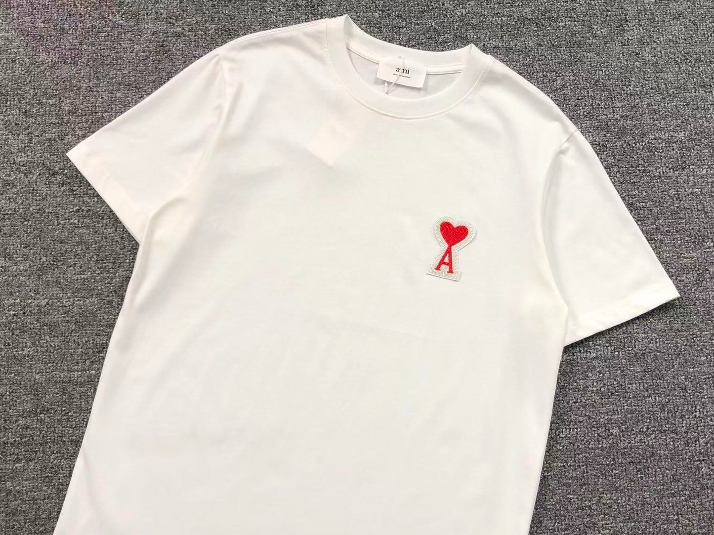 Camiseta AMI Paris Big Heart Signature
