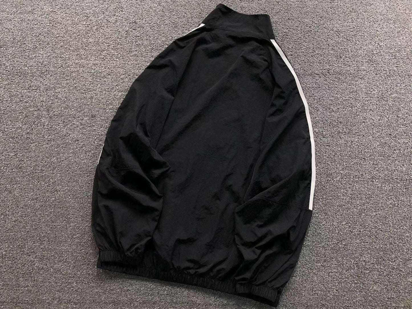Jaqueta adidas Breeze Nylon Jacket