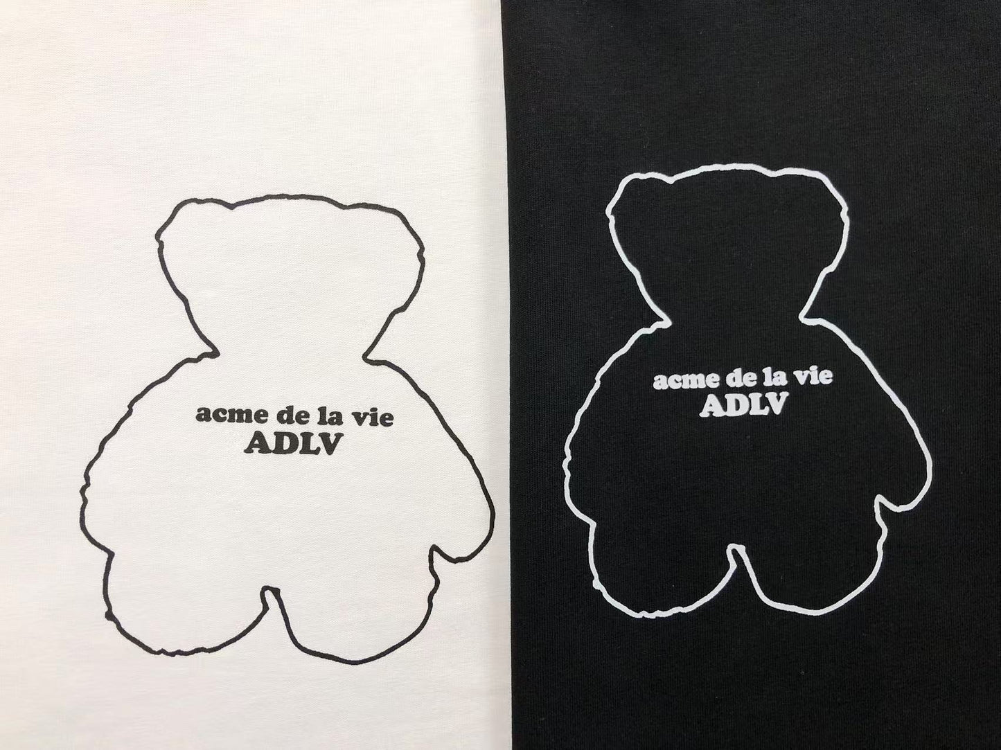 Camiseta ADLV Teddy Icon Graphic Tee