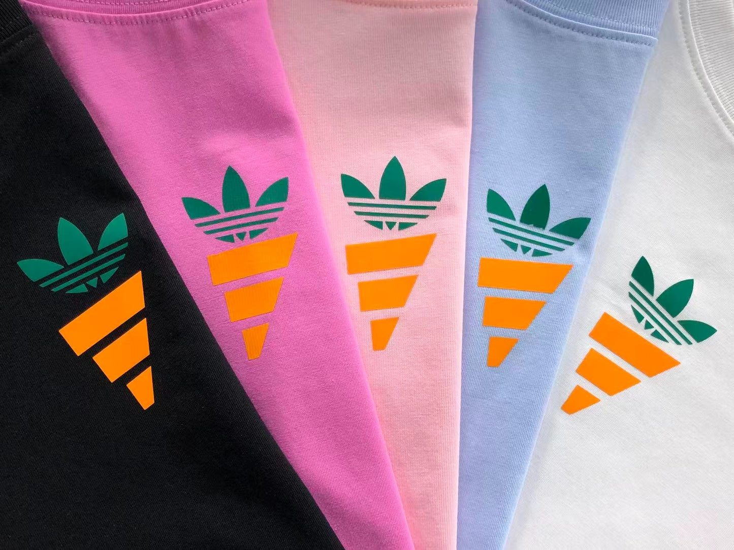Camiseta Adidas Trefoil Carrot Feminina