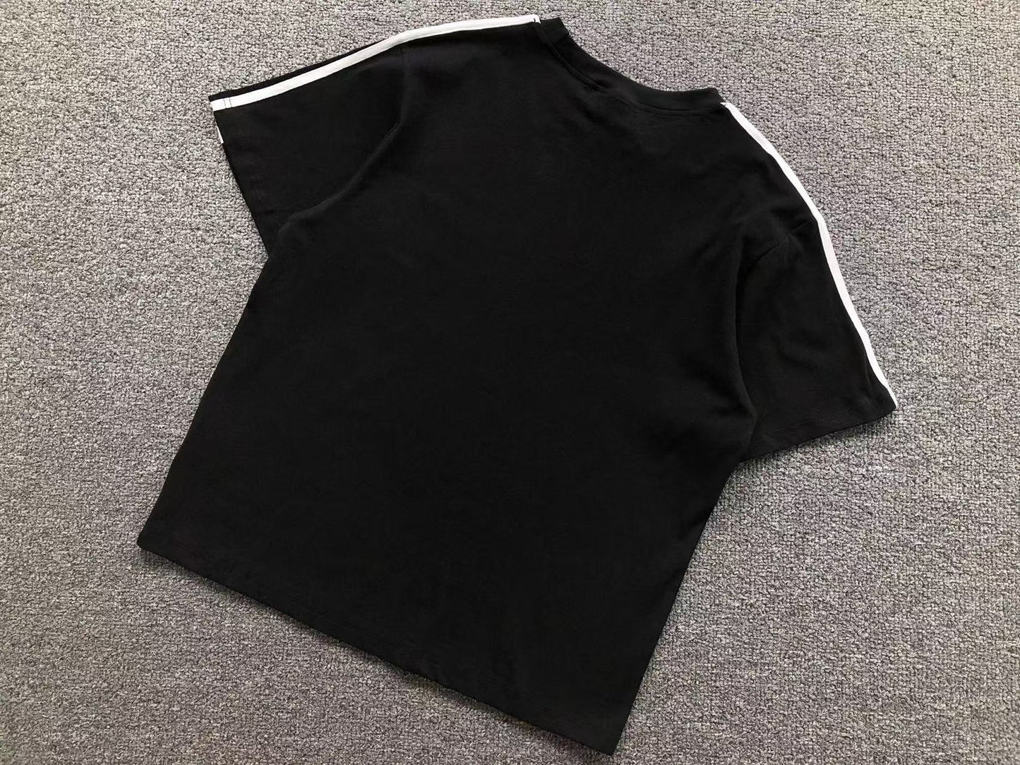 Camiseta Adidas x BAPE College Logo