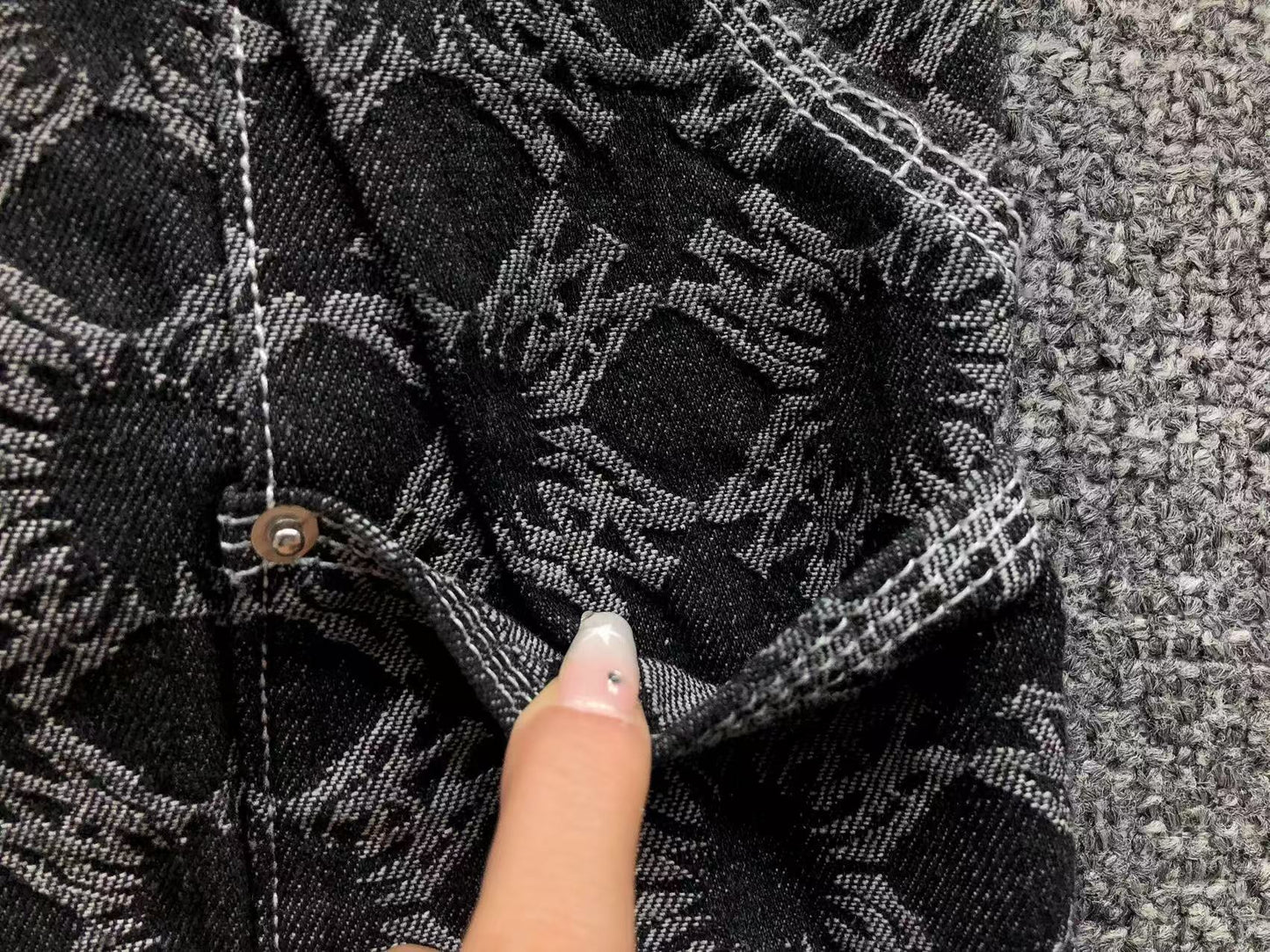 Calça AMIRI Monogram Cargo Denim