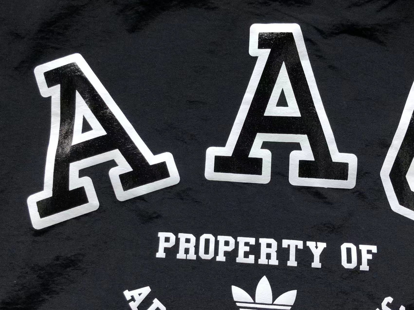 Jaqueta Adidas Athletic Club Archive Windbreaker