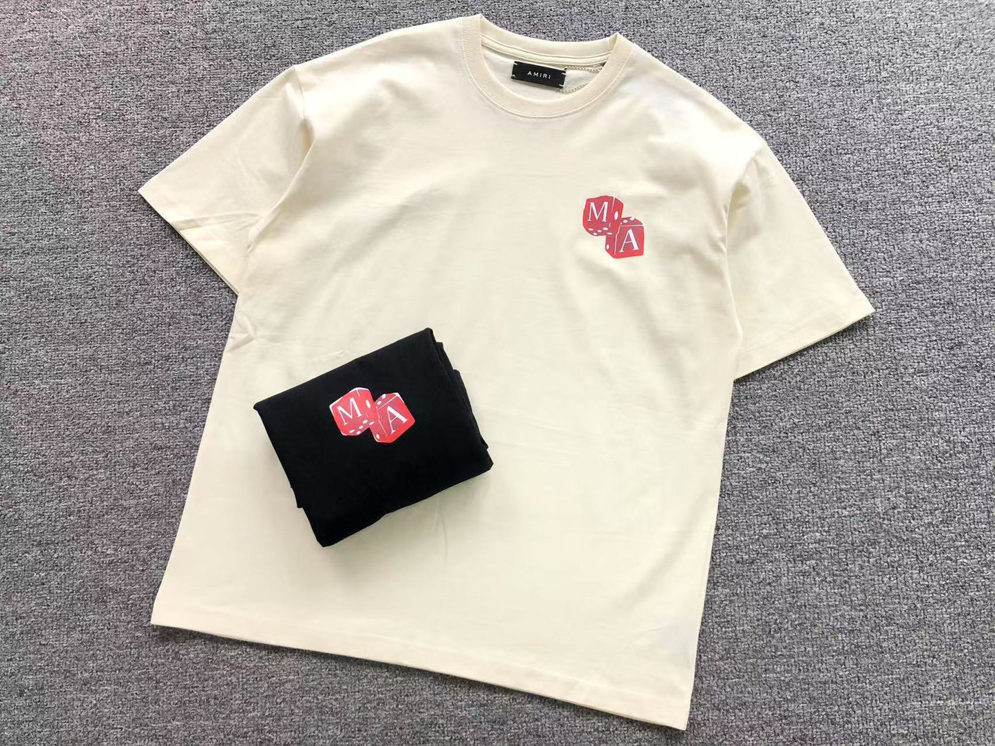 Camiseta AMIRI Dice Back Logo