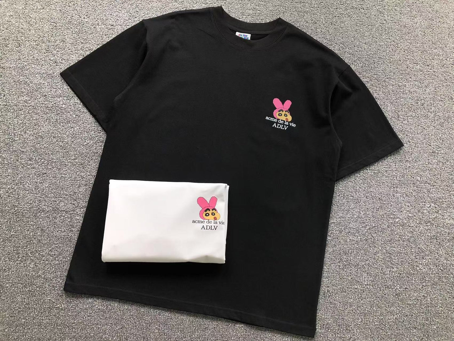 Camiseta ADLV Pink Bunny Cartoon Tee