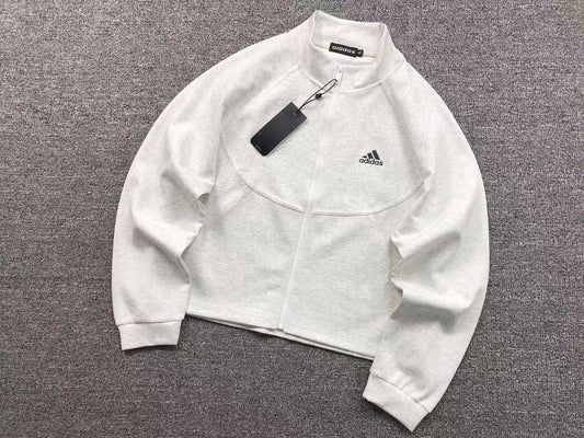 Conjunto Adidas feminino Clean Fit Set