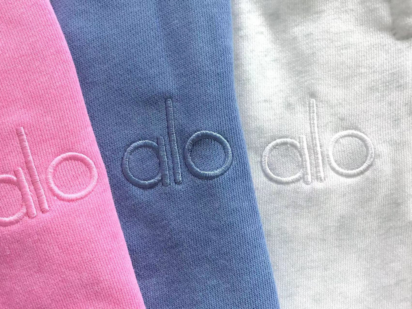 Calça elástica ALO moletom reta feminina