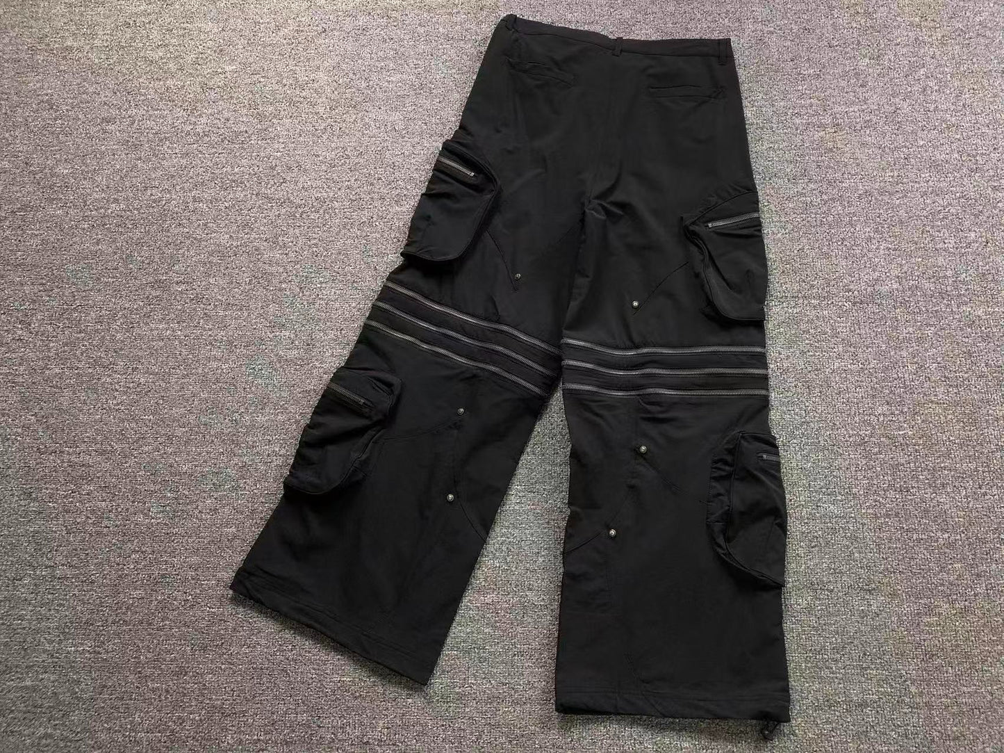 Calça Adidas Convertible Cargo Pants