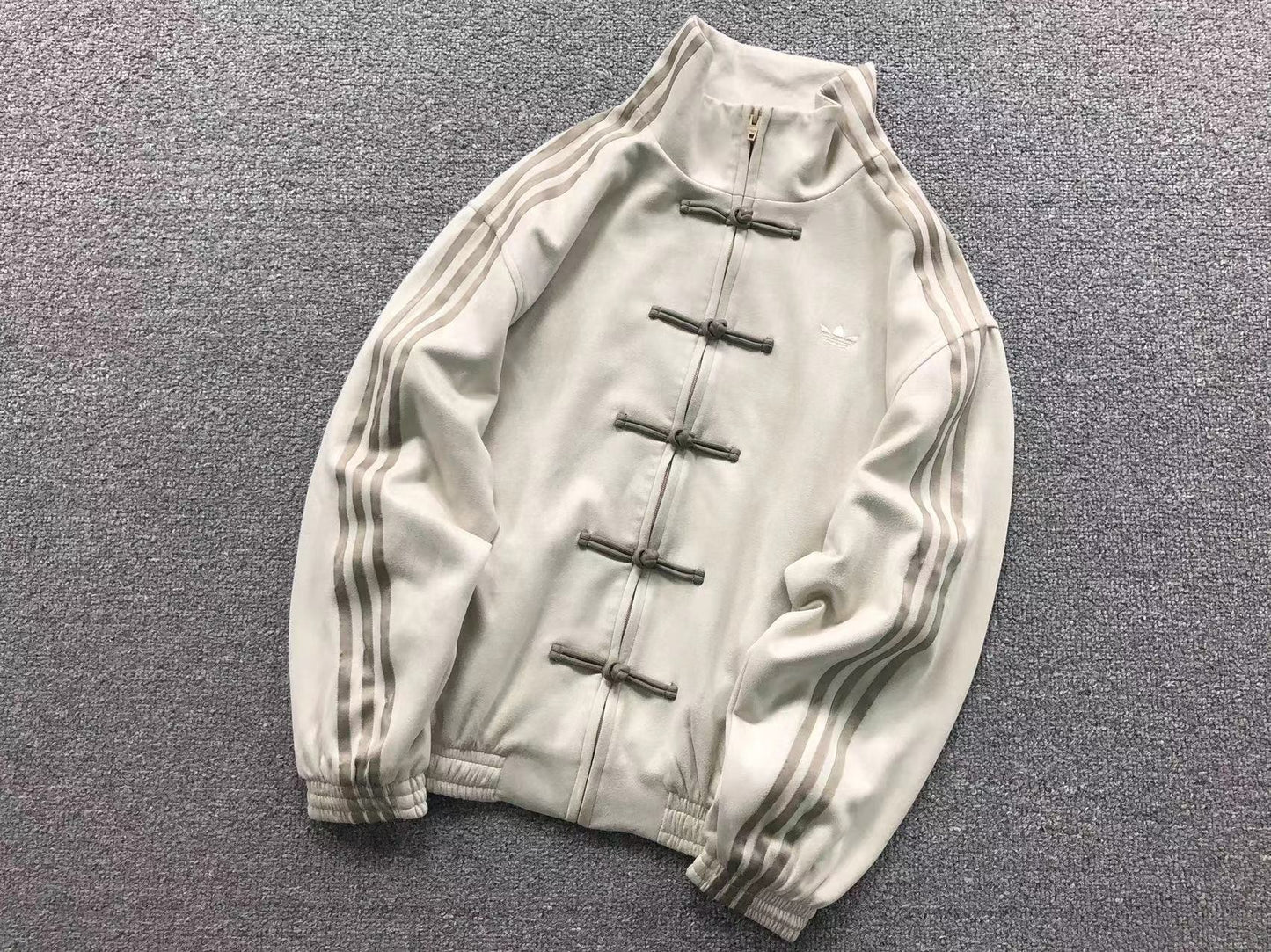 Jaqueta Adidas Oriental Streetwear