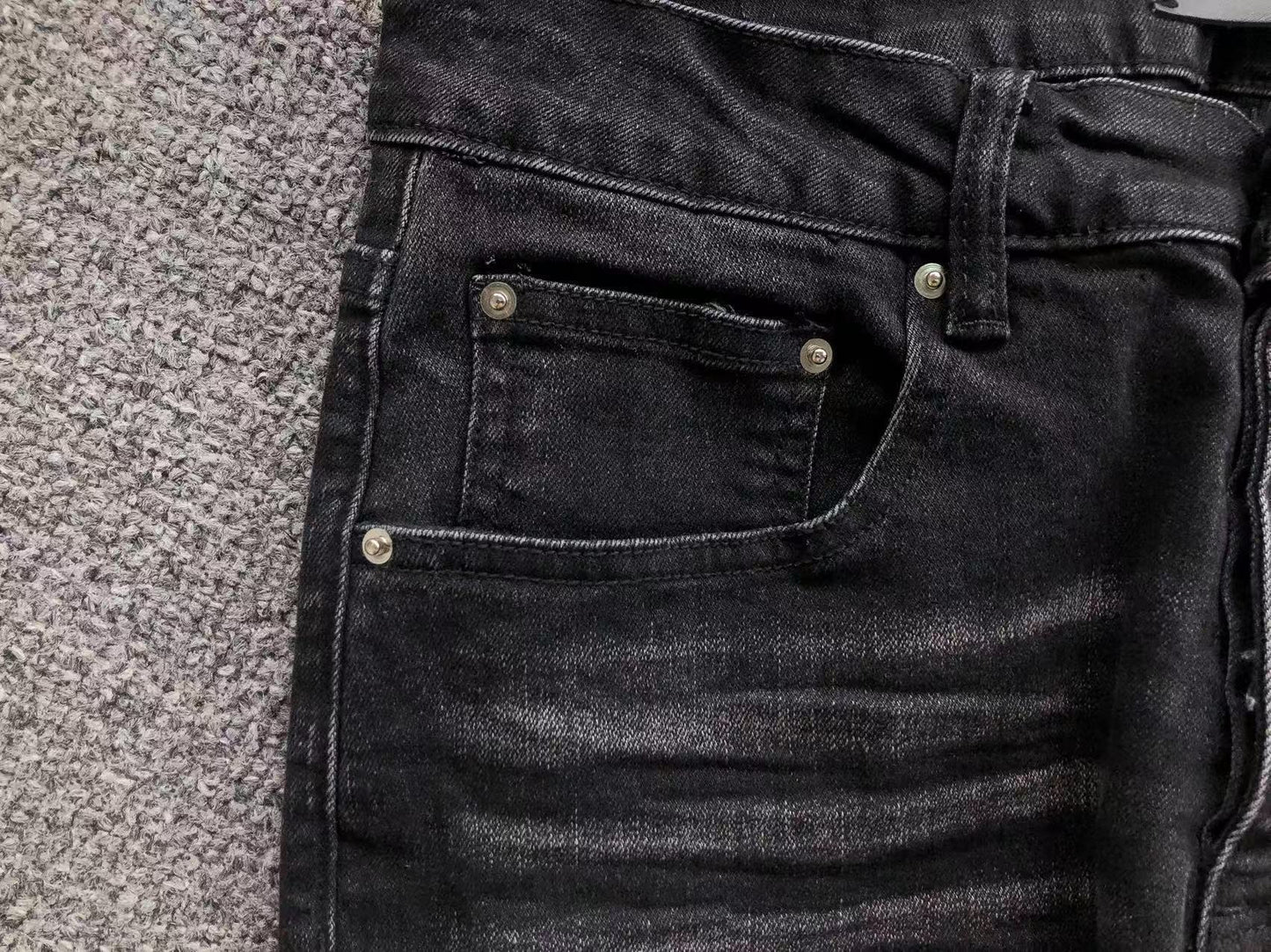 Calça AMIRI Stealth 22 Black Denim