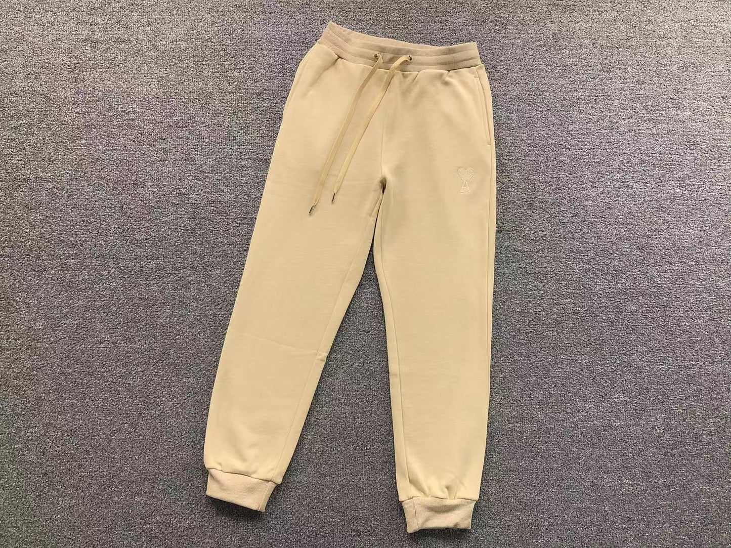 Calça Jogger AMI Paris Essential Moletom