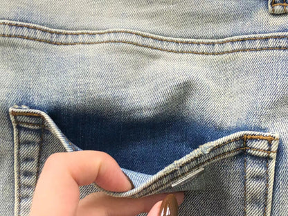 Calça AMIRI Destroyed Ice Wash