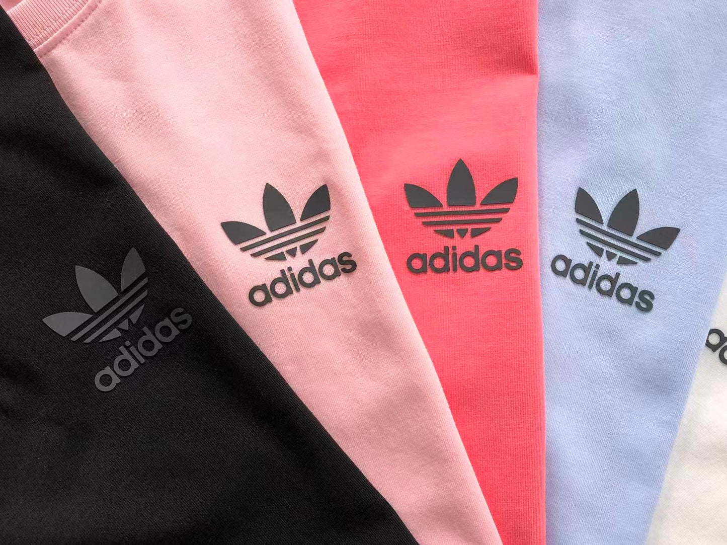 Camiseta Adidas Everyday Femimina