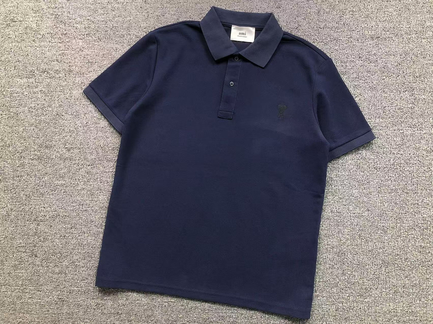 Camiseta Polo AMI Paris Piquet Logo Coração