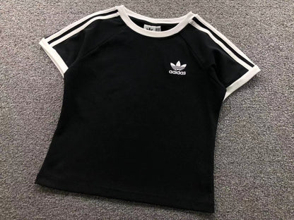 Camiseta Adidas Raglan Core 3-Stripes Feminina