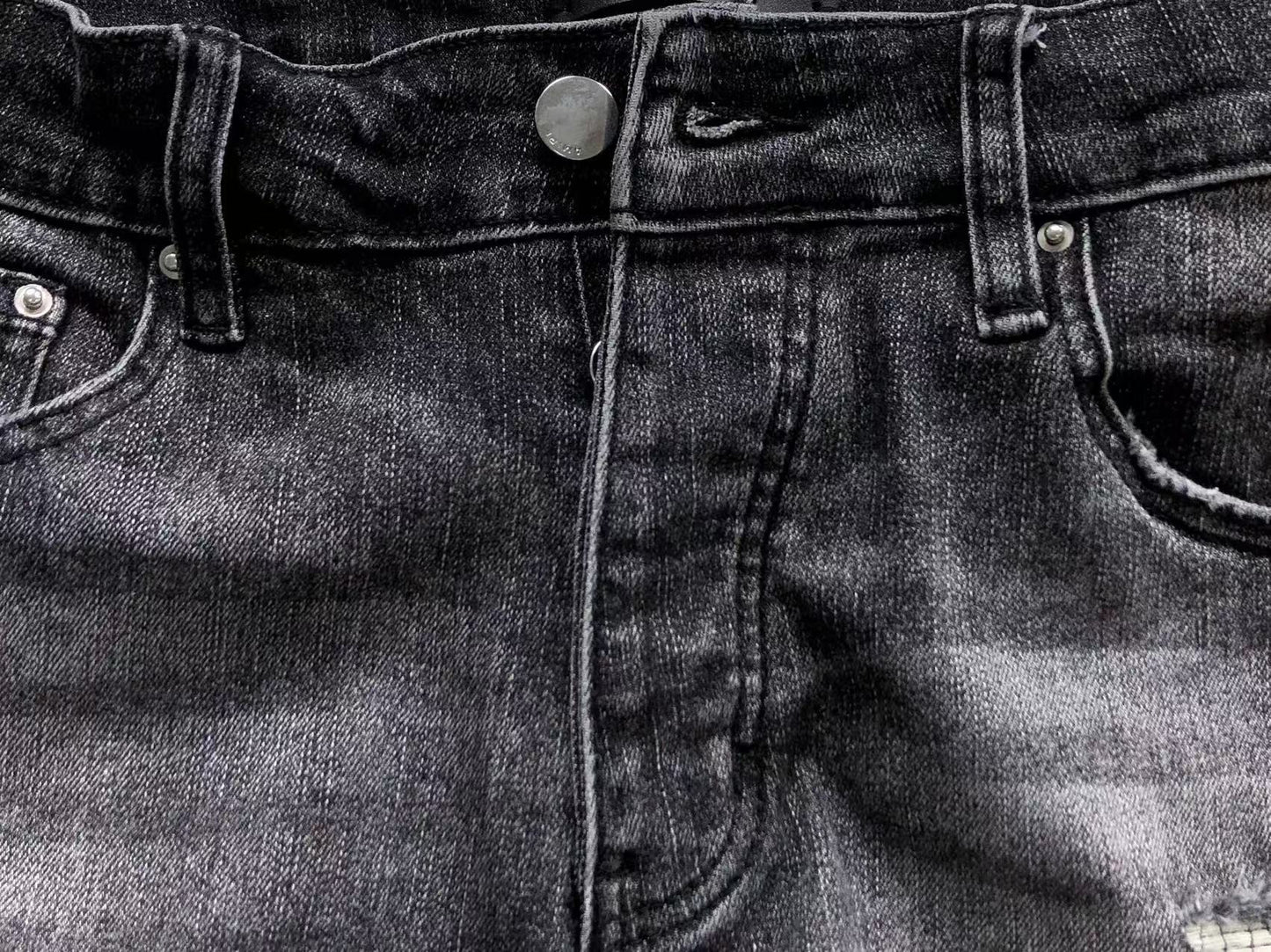 Bermuda Jeans AMIRI Distressed Core