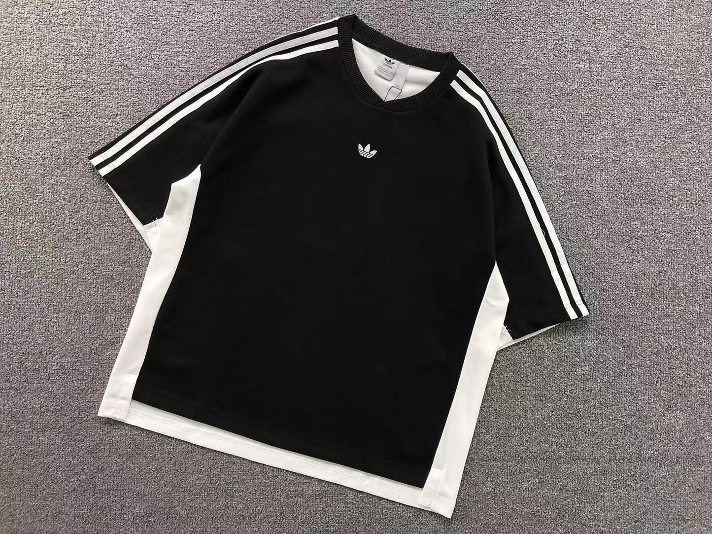 Conjunto Adidas Inverse Club