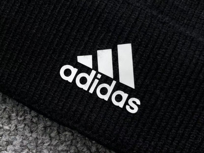 Touca adidas Core Knit