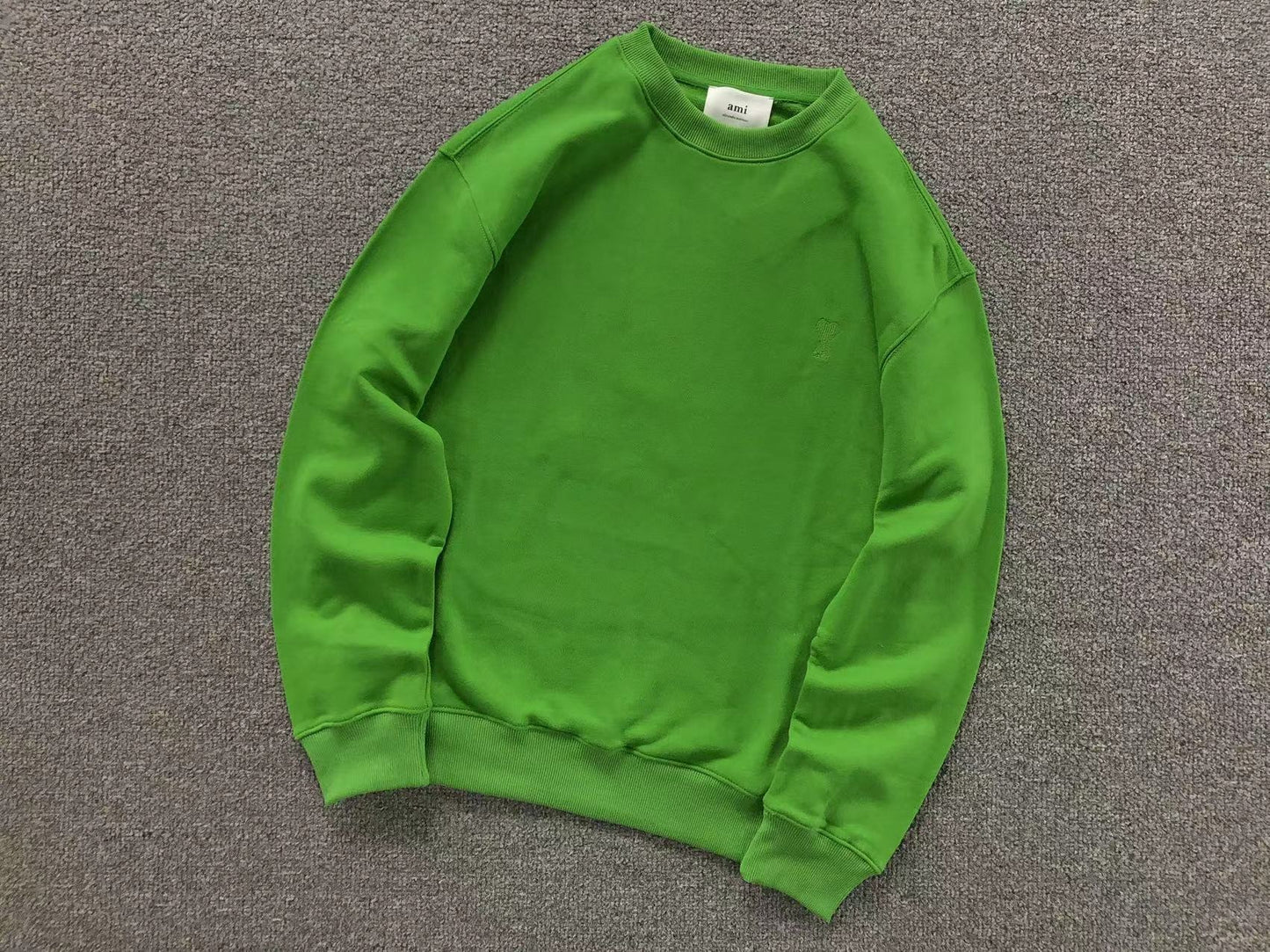 Moletom AMI Paris Crewneck Minimal Ami de Cœur