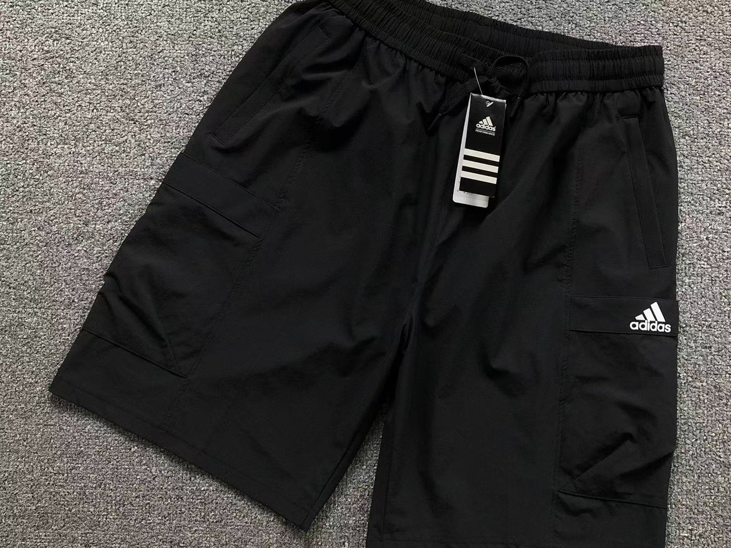 Short adidas Trek Cargo