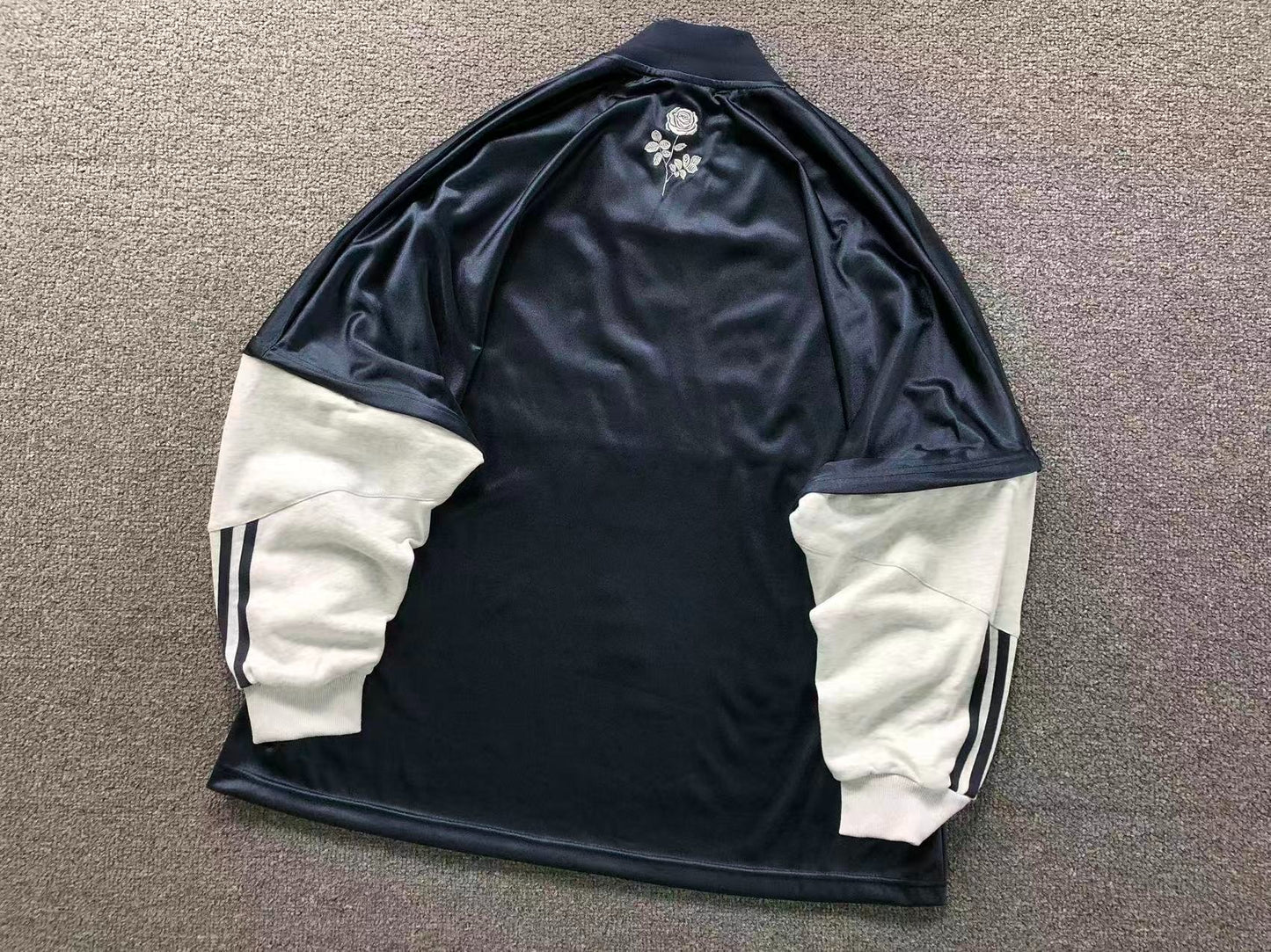 Conjunto Adidas Chavarria Vintage Athletics