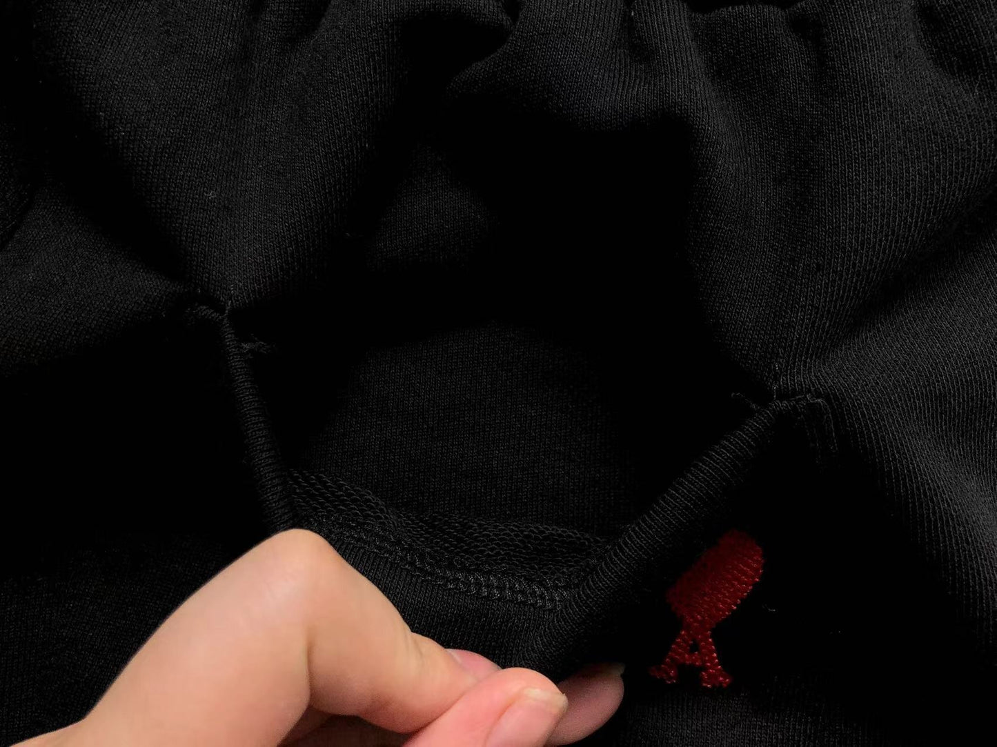 Short AMI Paris Pocket Heart Logo
