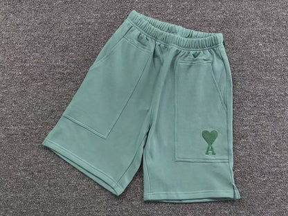 Short AMI Paris Essential Heart Collection