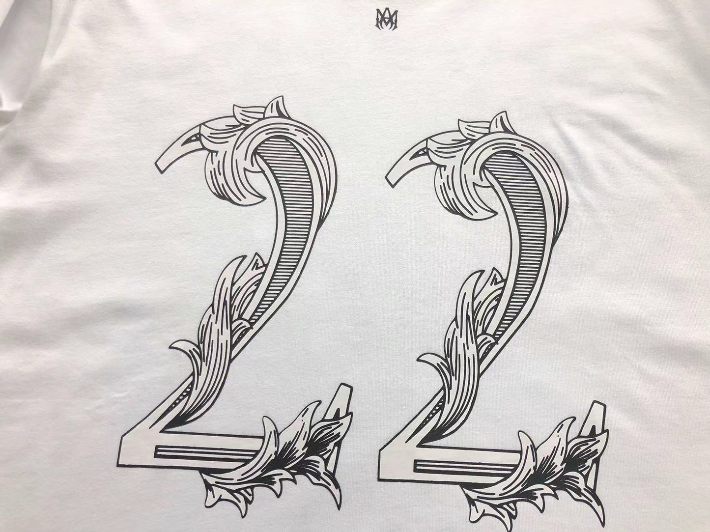 Camiseta AMIRI 22 Baroque Numbe