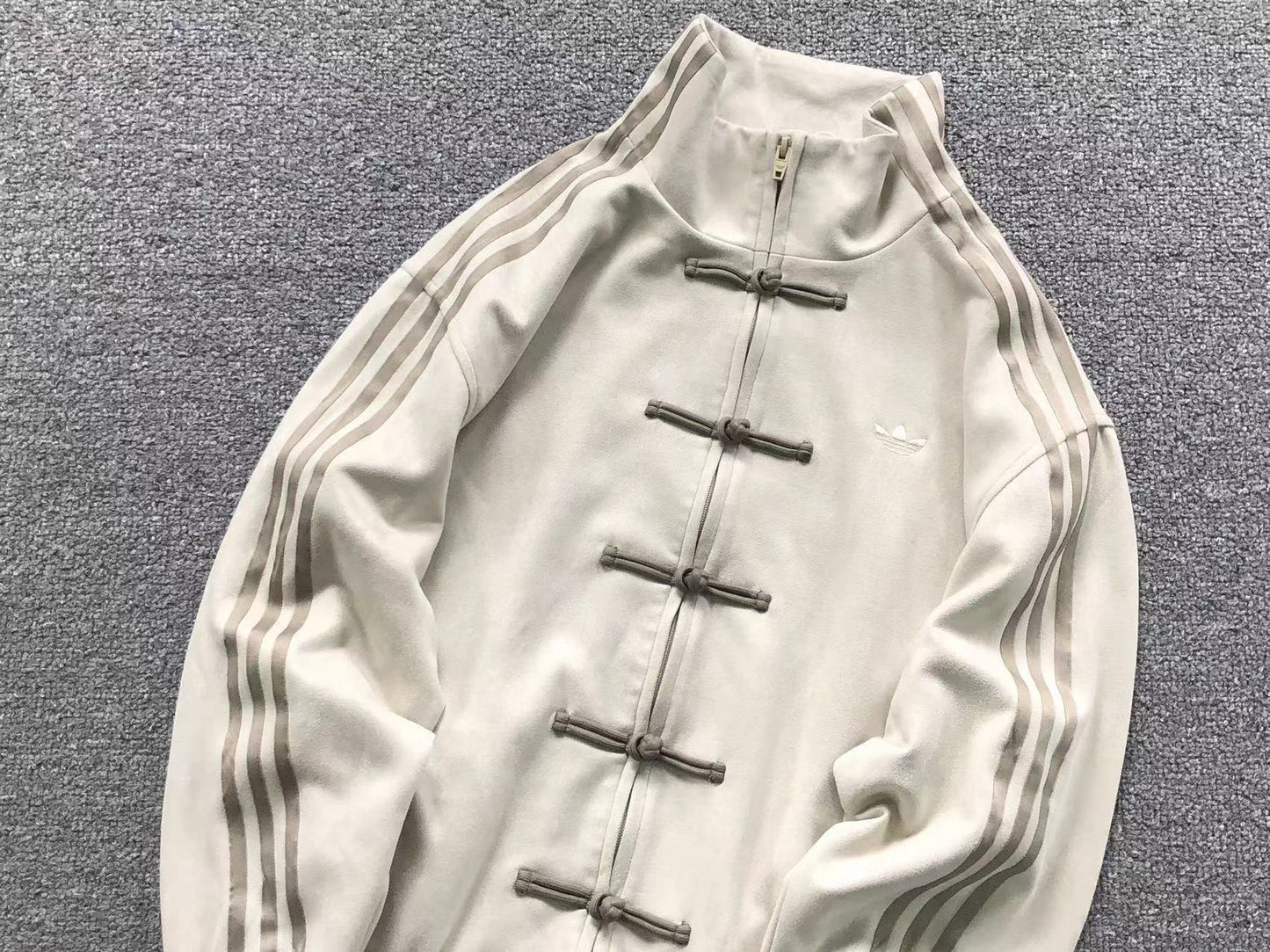 Jaqueta Adidas Oriental Streetwear