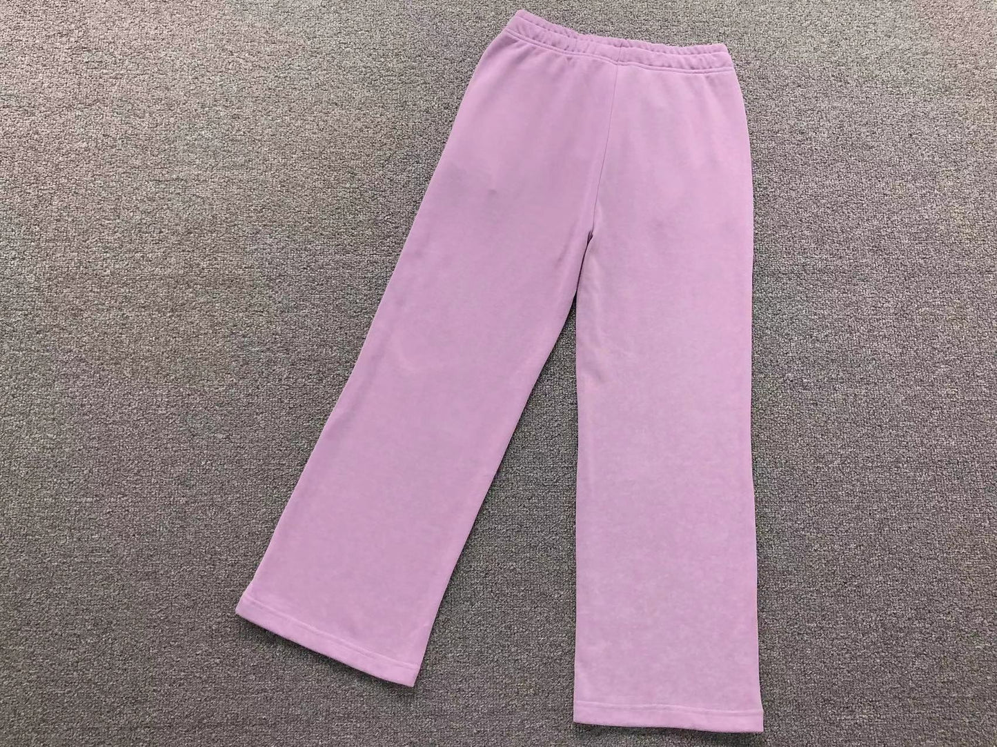 Calça elástica ALO moletom reta feminina