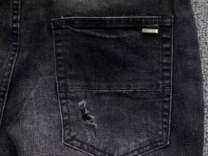 Calça AMIRI Hollywood Black Destroyed Denim