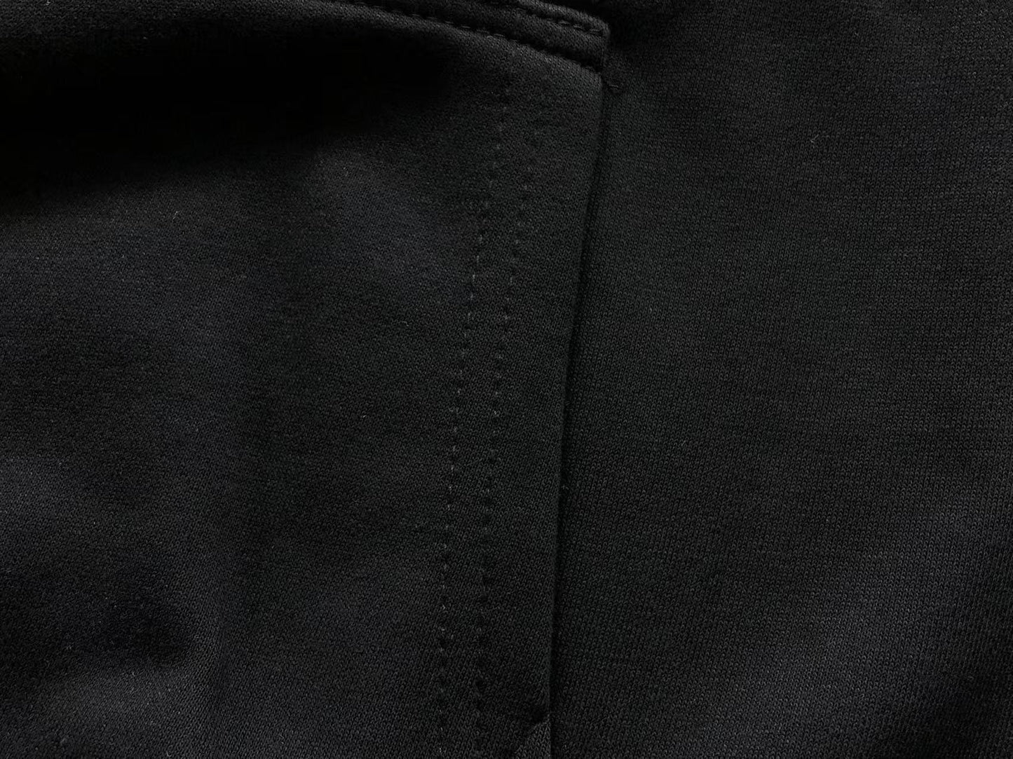 Moletom AMIRI Essential Hoodie