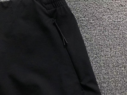 Calça elástica ALO moletom cargo