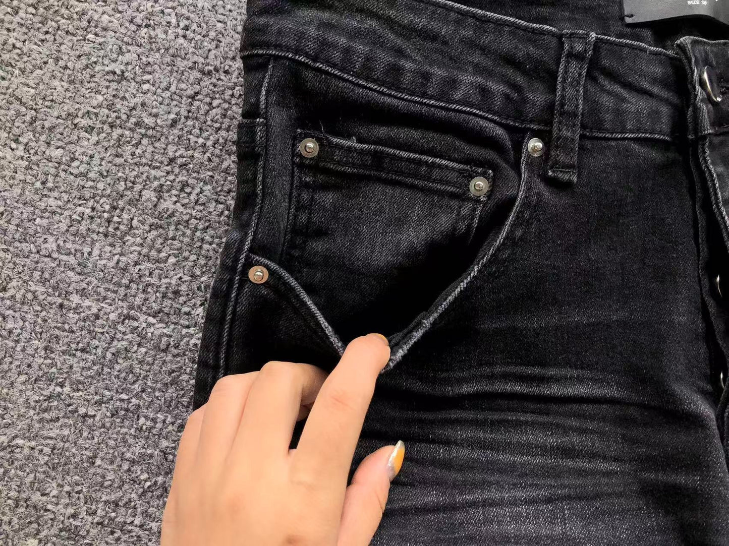 Calça AMIRI Star Logo Black Denim