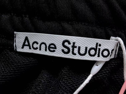 Short Acne Studios Casual Core