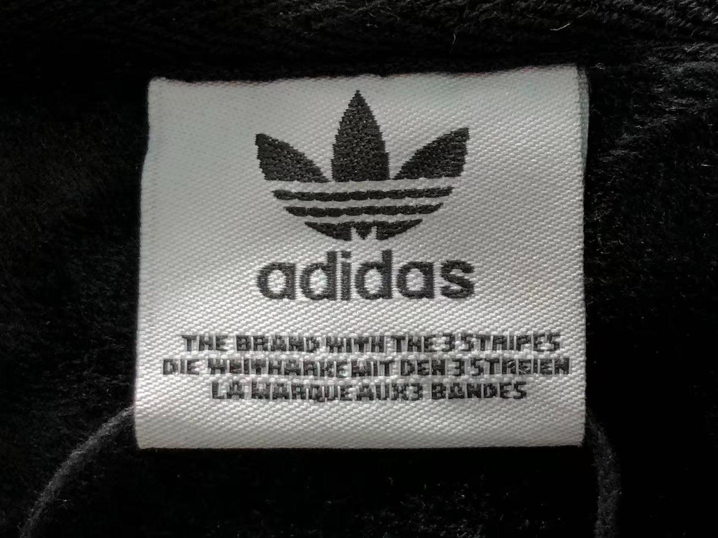Moletom Adidas Originals Essential Hoodie