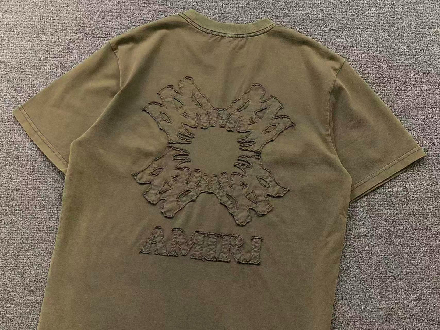 Camiseta AMIRI Cross Embossed Vintage