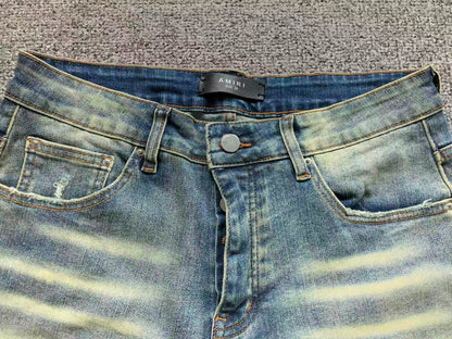 Bermuda Jeans AMIRI Vintage Patch Distressed
