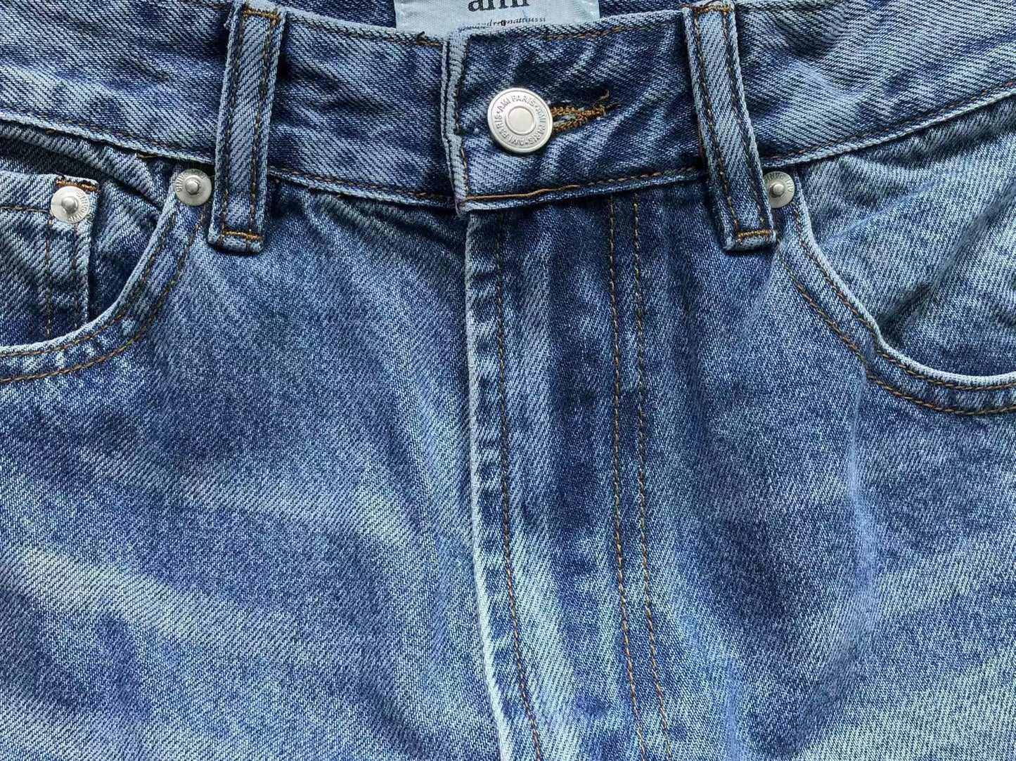 Calça Jeans AMI Paris WideLeg Lavagem