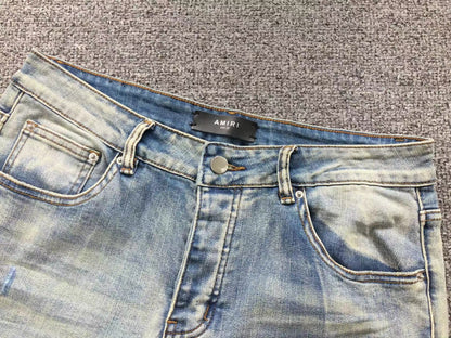 Calça AMIRI Destroyed Ice Wash