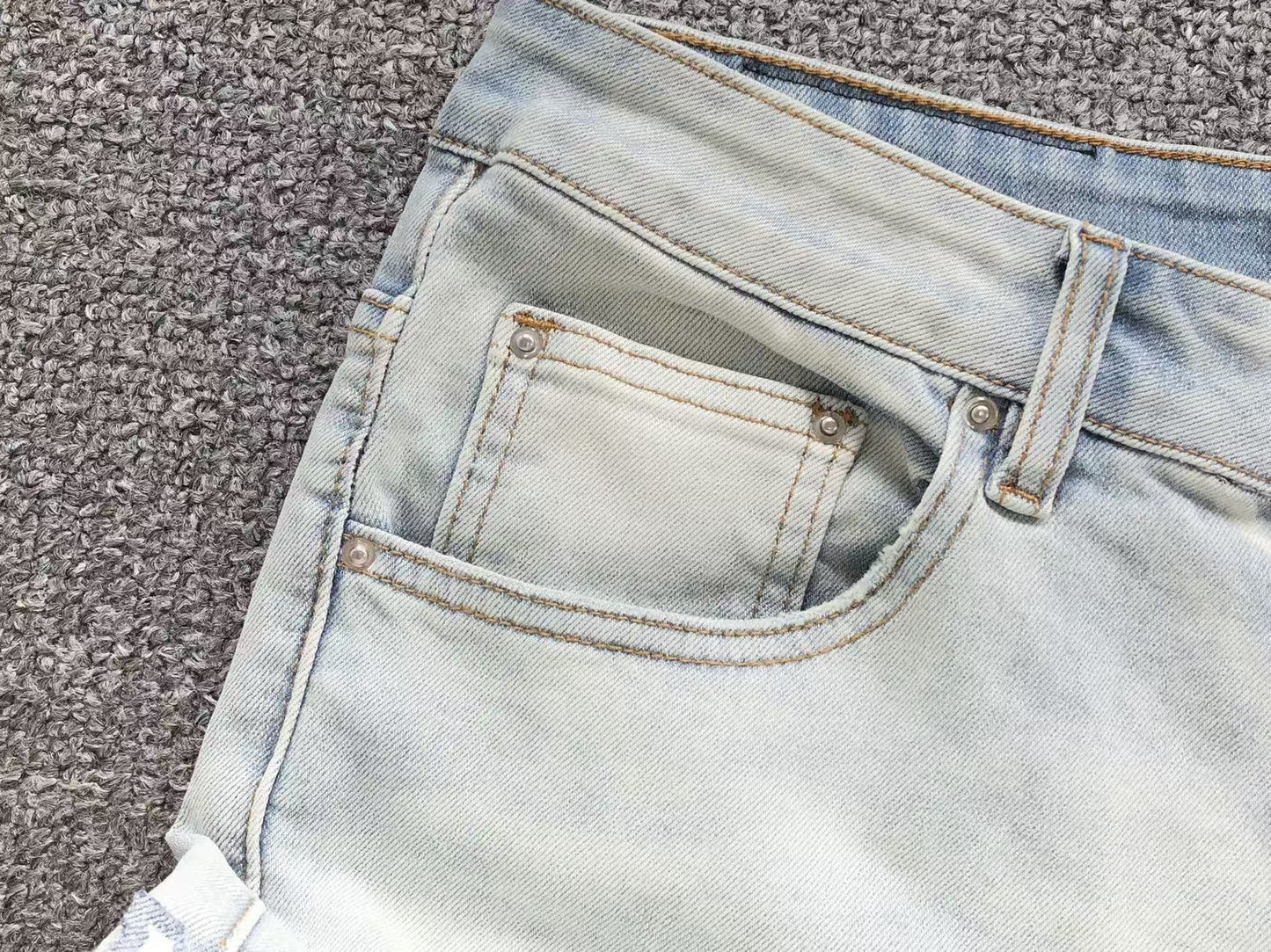 Calça AMIRI White Star Denim